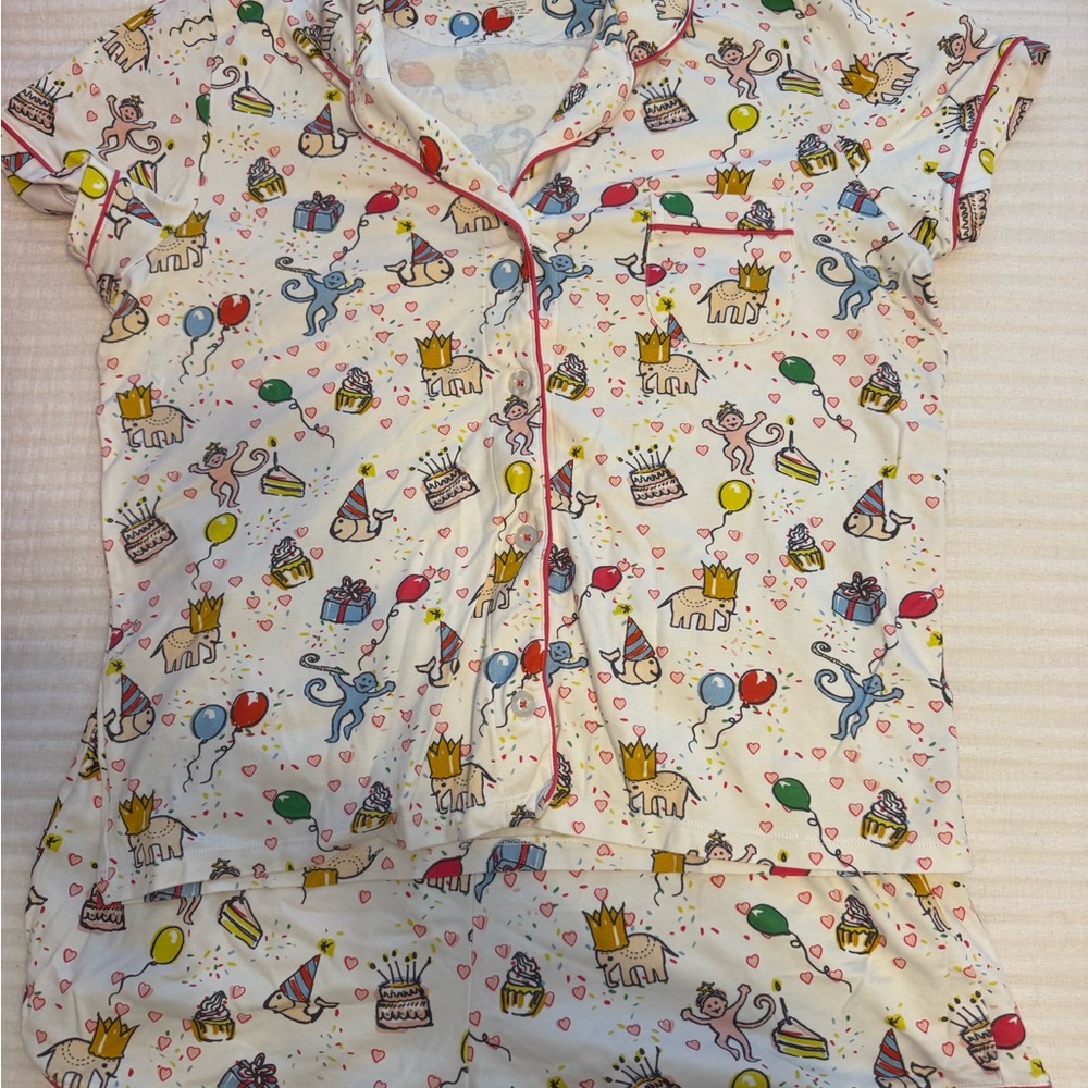 Roller Rabbit White Pajamas Intimates & Sleepwear